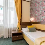 Arcus Garden 3* Bratislava