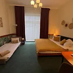 Arcus Garden 3* Bratislava
