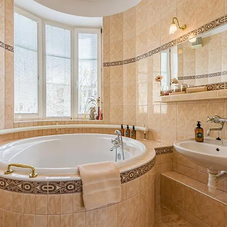 Hotell Arcus Garden Bratislava