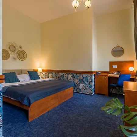 Szálloda Arcus Garden