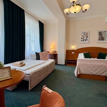 Szálloda Arcus Garden 3*