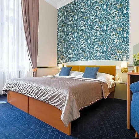 Hotel Arcus Garden 3*