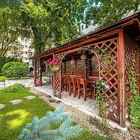 Hotel Arcus Garden
