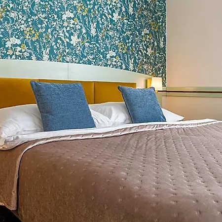 Arcus Garden Hotel