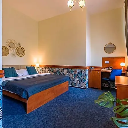Hotel Arcus Garden 3*