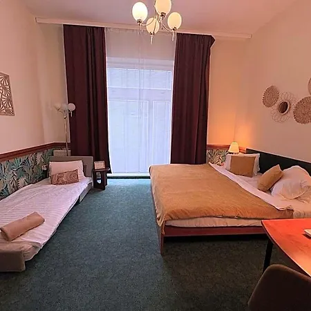 Arcus Garden Hotel 3*