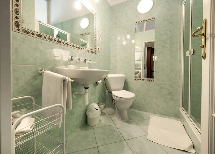 Arcus Garden Hotel 3*