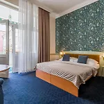 Hotell Arcus Garden