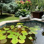 Arcus Garden Hotell