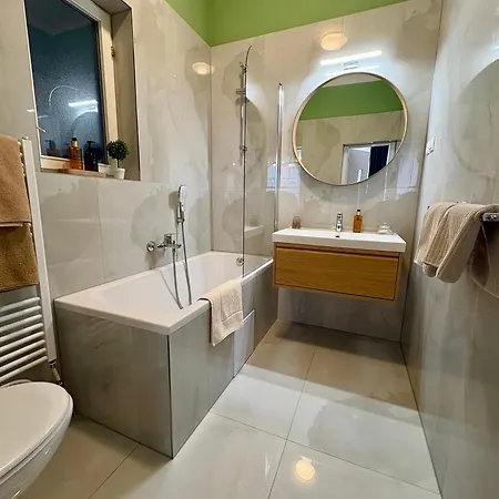 Arcus Garden 3* براتسيلافا
